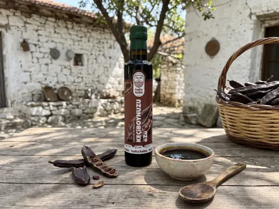 Keçiboynuzu Özü ile Keçiboynuzu Pekmezi Arasındaki Fark Nedir?